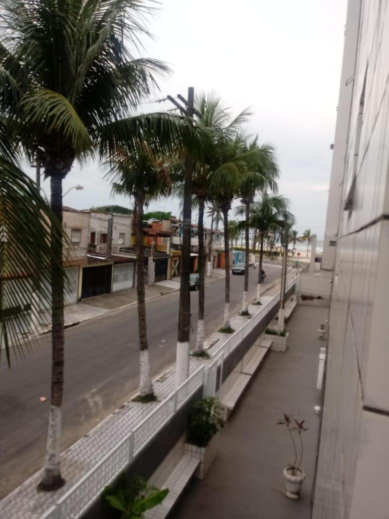Kitao Pe Na Areia Na Vila Mirim - Praia Grande/Sp Екстериор снимка